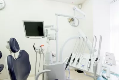 ДОКТОР ДЕНТ