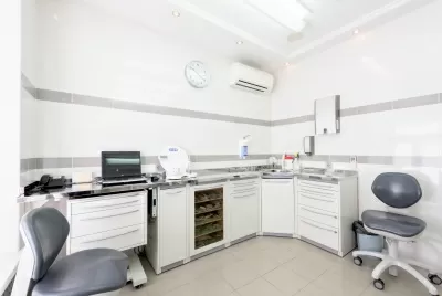 ДОКТОР ДЕНТ