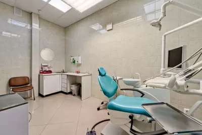 Бюджетная стоматология на проспекте Славы