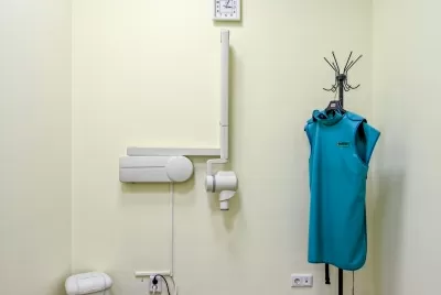 Бюджетная стоматология на проспекте Славы