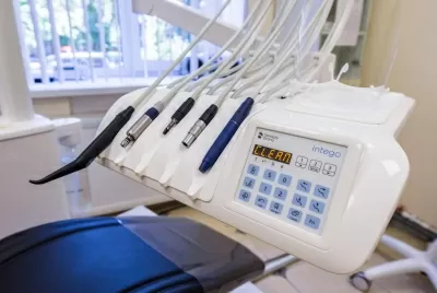 Стоматологическая клиника Белые ночи (Акси Дентал)