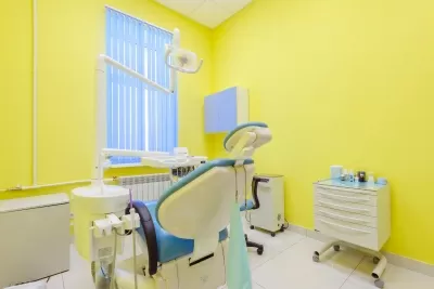 Стоматологическая клиника Улыбайся