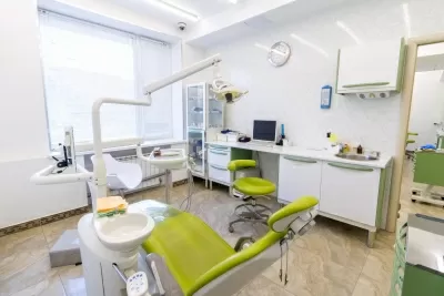 Стоматологический центр на Тельмана