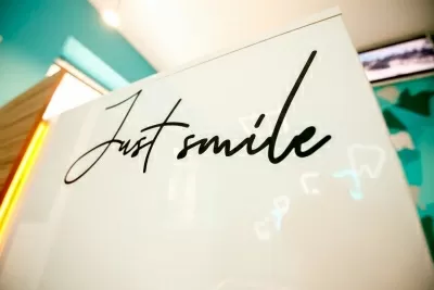 Just Smile Studio