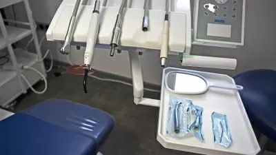 DS 32 Dental Station