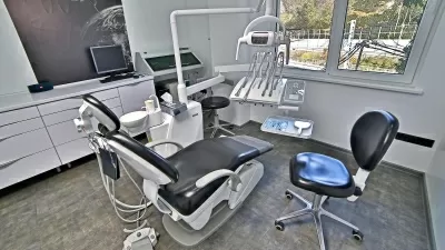 DS 32 Dental Station