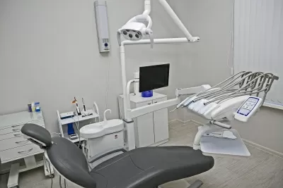 Бруали Смайл