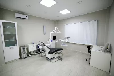 Бруали Смайл