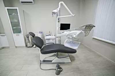 Бруали Смайл