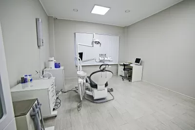 Бруали Смайл