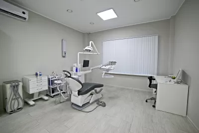 Бруали Смайл