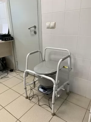 Клиника на Пирогова