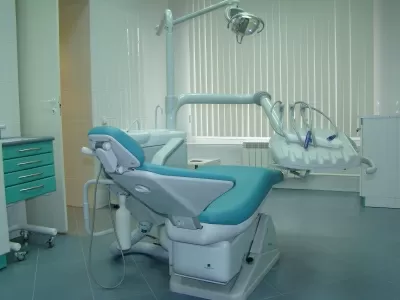 Стоматологическая клиника AM-PLAZZO