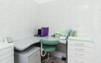 Стоматологическая клиника AM-PLAZZO