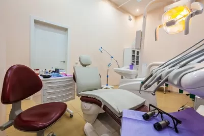 Стоматологическая клиника Адамодентал