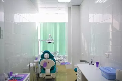 Стоматологическая клиника Адамодентал