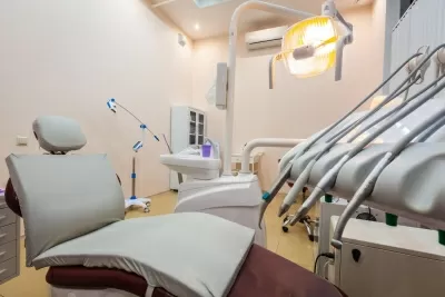 Стоматологическая клиника Адамодентал