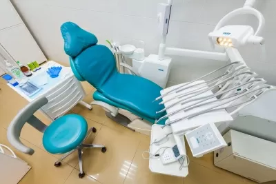 Стоматологическая клиника Адамодентал