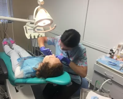 Клиника хирургической стоматологии Джаз