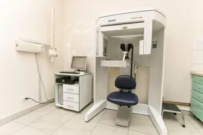 Доктор Дент-люкс