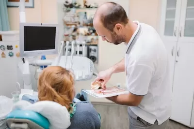 Доктор Дент-люкс