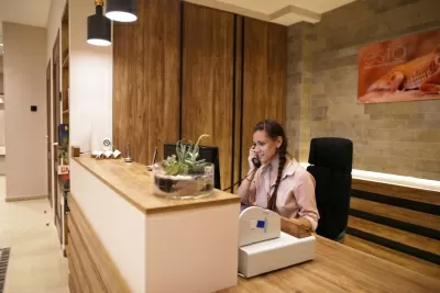 Стоматология Эста (ранее «Смайлдент»)