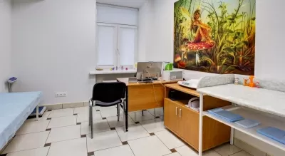 Поликлиника на улице Строителей, на метро Университет