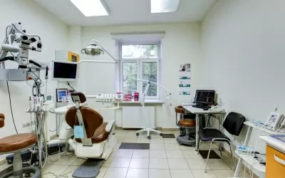 Поликлиника на улице Строителей, на метро Университет