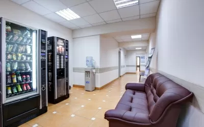 Поликлиника на улице Строителей, на метро Университет