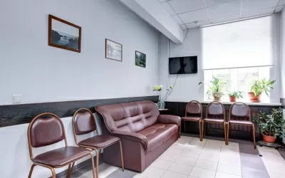 Поликлиника на улице Строителей, на метро Университет