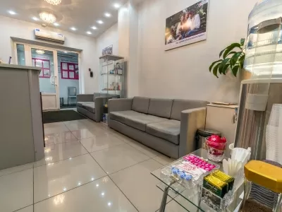 Стоматология Все свои!