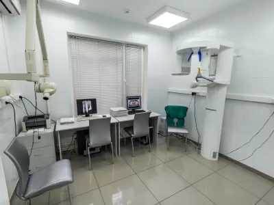 Стоматология Все свои!