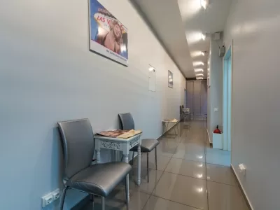 Стоматология Все свои!