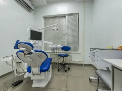 Стоматология Все свои!