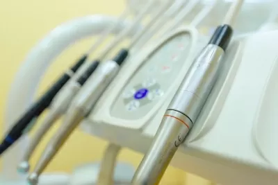 Профессорская стоматология в Василеостровском районе