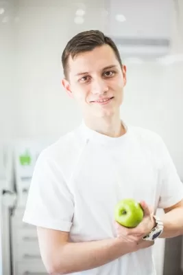 Хан Артем Сергеевич