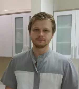 Смирнов Антон Альбетрович