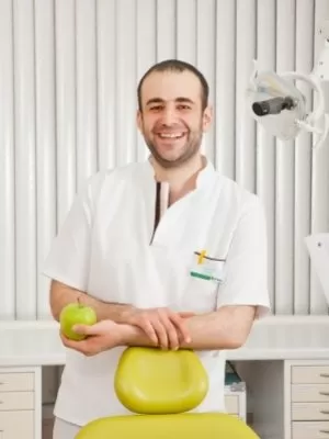 Гаспарян Атом Артакович