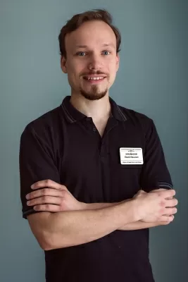 Крахмалов Юрий Юрьевич