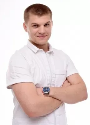 Шлемов Артем