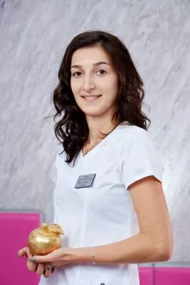 Попова Виолетта Артемовна