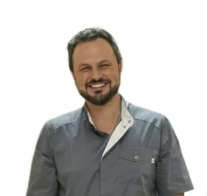 Идрис Максим Газиевич