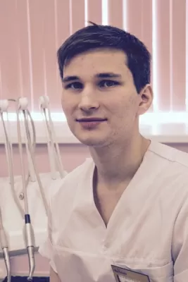 Басай Игорь Евгеньевич