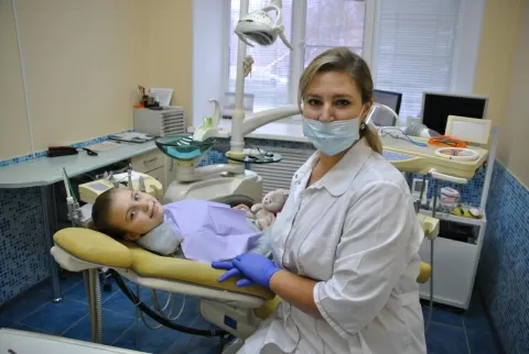 Семейная стоматология на улице Серова