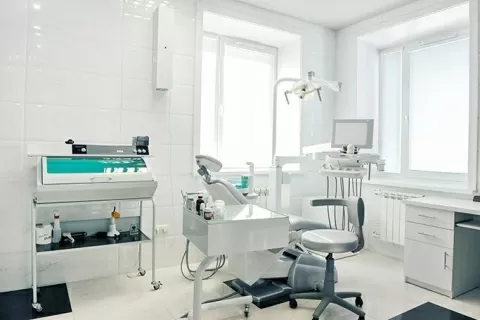 Стоматологическая клиника доктора Долгова