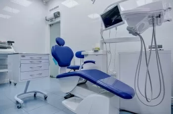 Стоматология Все свои!