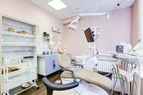 Медицинский стоматологический центр Стоматология 1989