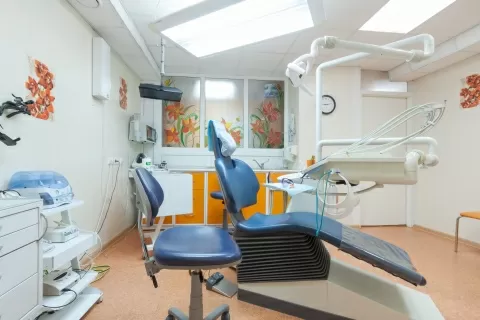Стоматология ЮТЭЛИ