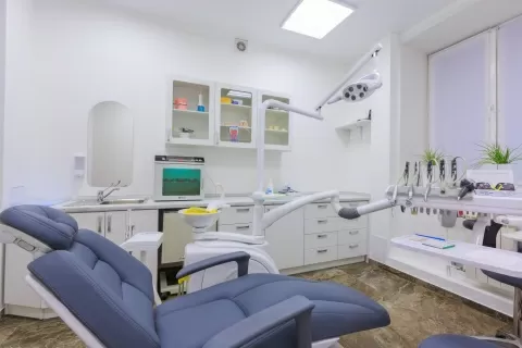 Клиника практической стоматологии