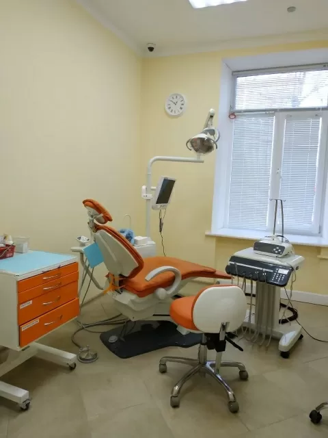 Эмидент Люкс